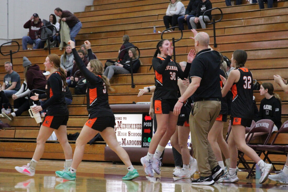 Esky ladies earn physical win in Menominee News, Sports, Jobs Daily